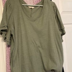Terra Sly Green top with puffy sleeves Size 2x
